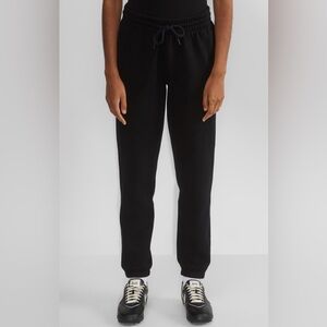 TNA Cozy Fleece Boyfriend fit jogger